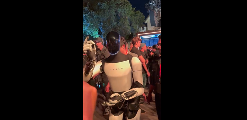 没有方向盘和踏板!特斯拉Cybercab正式亮相,引入感应充电,还有Robovan首秀……-图片21