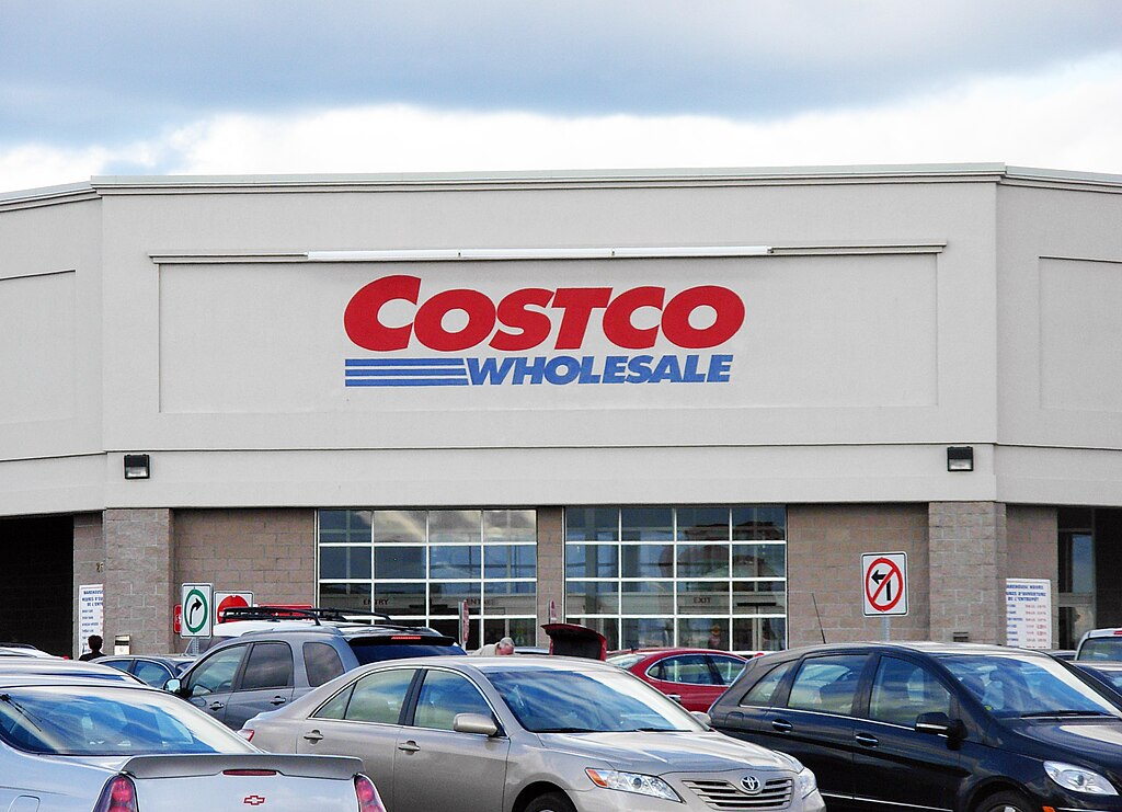 会员模式与品牌溢价齐驱,Costco基本面稳健但估值引发担忧